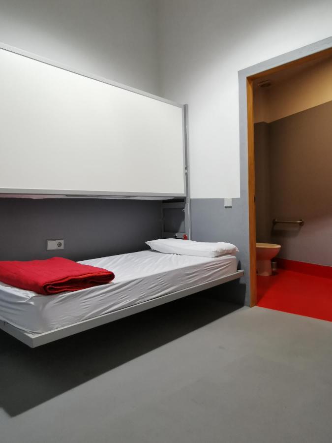 Traveller Box Hostel Sevilla Exterior foto