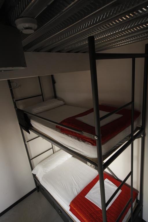 Traveller Box Hostel Sevilla Zimmer foto