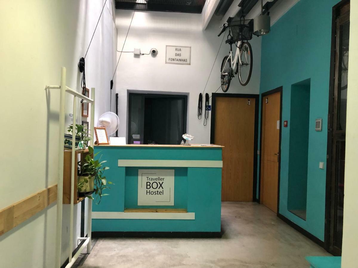 Traveller Box Hostel Sevilla Exterior foto